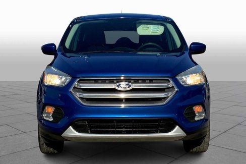 Used 2017 Ford Escape SE image 3
