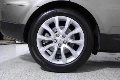 Used 2015 Land Rover Range Rover Sport HSE image 8