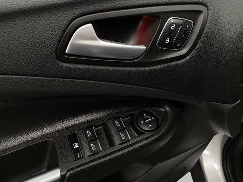 Used 2016 Ford Escape Titanium image 30