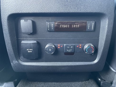 Used 2016 Lincoln Navigator L Select image 32