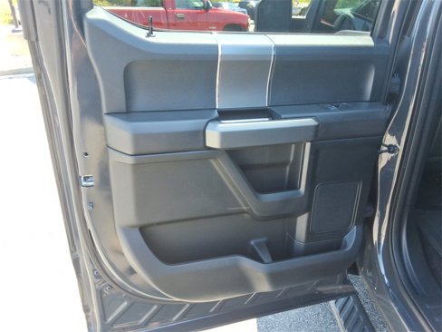 Used 2016 Ford F150 XLT w/ Equipment Group 302A Luxury image 18
