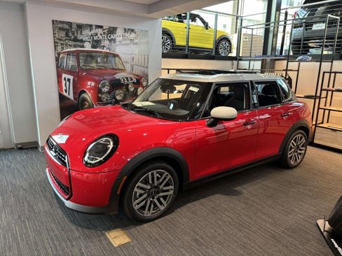 New 2026 MINI Cooper 4-Door Hardtop image 4