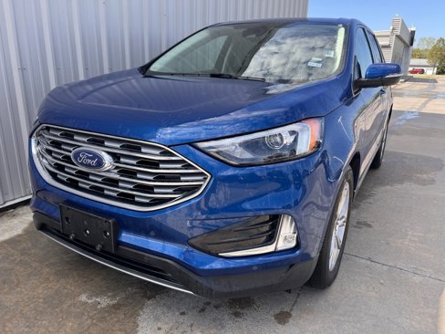 Used 2022 Ford Edge Titanium image 3