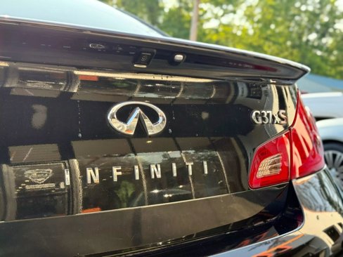 Used 2011 INFINITI G37 x Sedan w/ Premium Pkg image 32