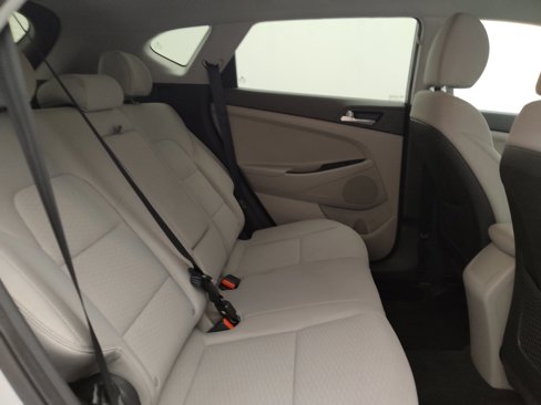 Used 2019 Hyundai Tucson SE image 19