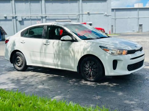 Used 2020 Kia Rio S image 11
