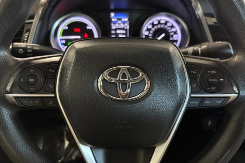 Used 2022 Toyota Camry LE image 22