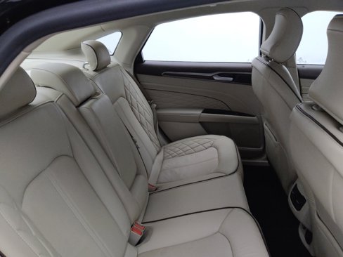 Used 2017 Ford Fusion Platinum image 19