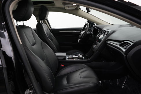 Used 2017 Ford Fusion Titanium image 10