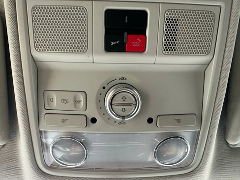 Used 2017 Volkswagen Tiguan Sport image 26