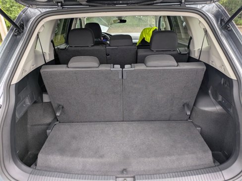 Used 2024 Volkswagen Tiguan S image 10