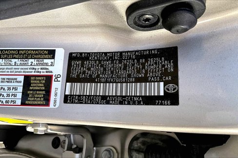 Used 2016 Toyota Camry LE image 36