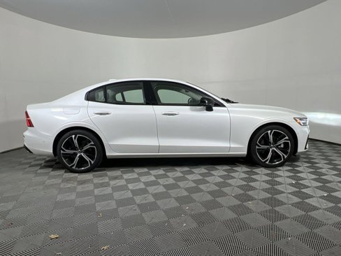 Certified 2024 Volvo S60 B5 Plus image 11