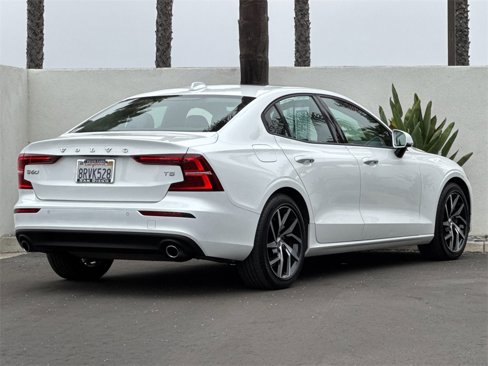 Certified 2020 Volvo S60 T5 Momentum image 5