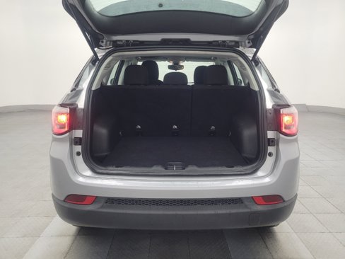 Used 2018 Jeep Compass Sport image 29