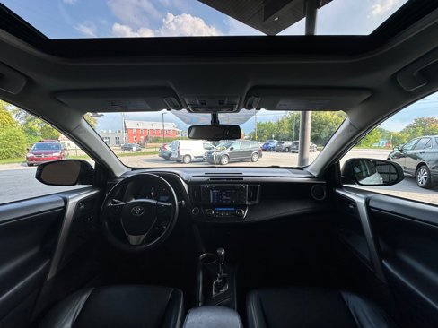 Used 2013 Toyota RAV4 Limited image 18