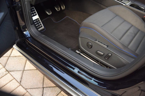 Used 2024 Volkswagen Golf R image 44