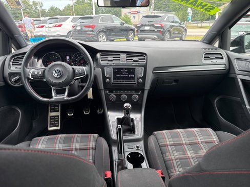 Used 2017 Volkswagen GTI S image 20