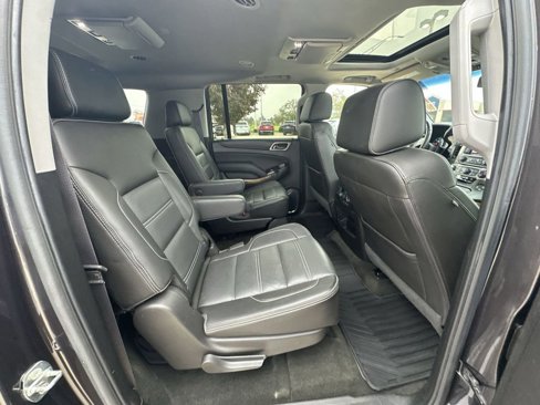 Used 2017 GMC Yukon XL Denali w/ Open Road Package image 28