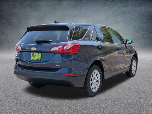 Used 2019 Chevrolet Equinox LS w/ LS Convenience Package image 3