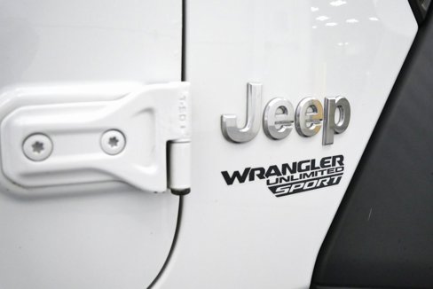 Used 2018 Jeep Wrangler Unlimited Sport S image 10