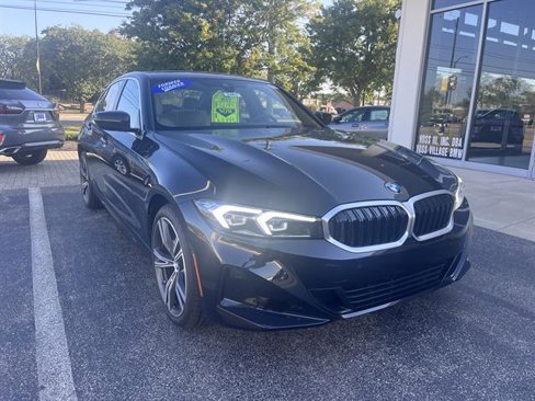New 2024 BMW 330i xDrive Sedan w/ Premium Package image 1