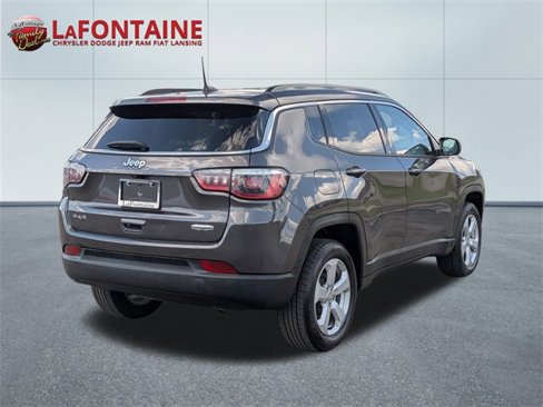 Used 2019 Jeep Compass Latitude w/ Popular Equipment Group image 5