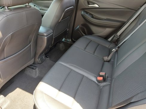 Used 2021 Buick Encore GX Essence w/ Experience Buick Package image 31