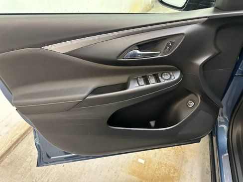 New 2025 Buick Envista Avenir image 19