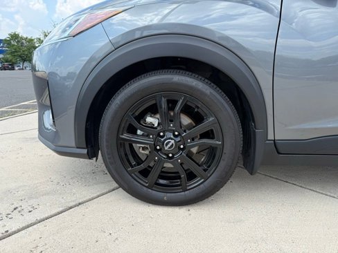 Certified 2023 Nissan Kicks SV w/ Interior Electronics Package image 9