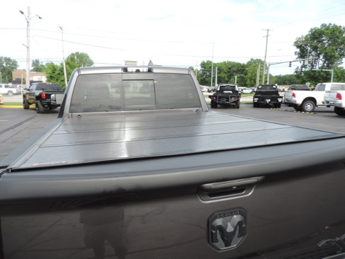 Used 2020 RAM 2500 Laramie w/ Night Edition image 21