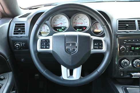 Used 2011 Dodge Challenger image 17