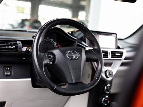Used 2012 Scion iQ image 11