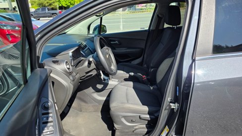 Used 2016 Chevrolet Trax LT image 10