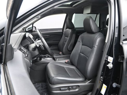 Used 2018 Honda Pilot Touring image 26