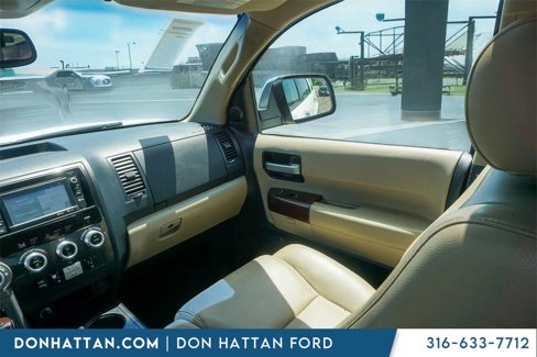 Used 2015 Toyota Sequoia Platinum image 22