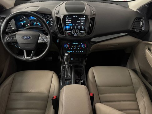 Used 2019 Ford Escape Titanium image 19