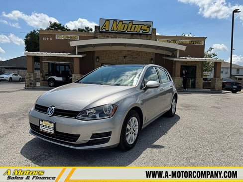 Used 2015 Volkswagen Golf S image 1