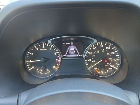 Used 2018 Nissan Pathfinder SV image 22