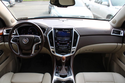 Used 2013 Cadillac SRX Luxury image 32