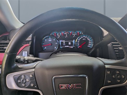 Used 2017 GMC Yukon SLT image 31