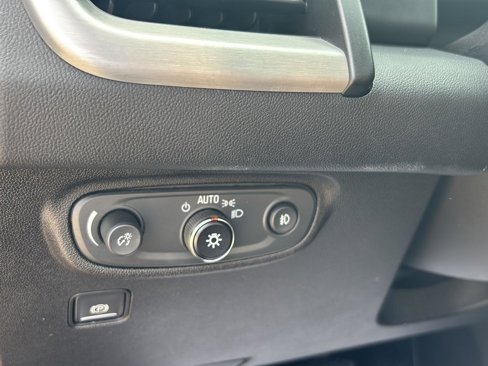 Used 2019 GMC Terrain SLT image 25
