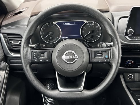 Used 2023 Nissan Rogue SV image 25