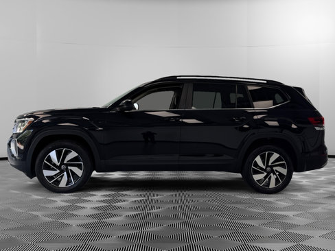 Used 2024 Volkswagen Atlas SE image 5