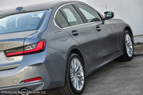 Used 2024 BMW 330i xDrive Sedan w/ Premium Package image 9
