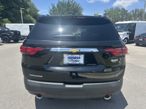 Used 2022 Chevrolet Traverse LT image 9