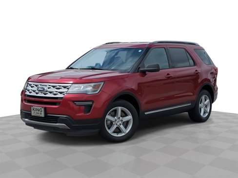 Used 2019 Ford Explorer XLT image 1