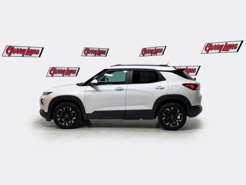 Used 2021 Chevrolet TrailBlazer LT image 4