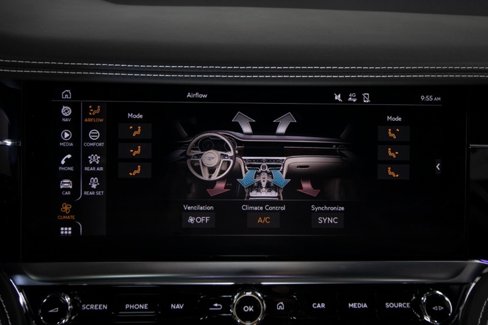 Used 2021 Bentley Flying Spur V8 image 30