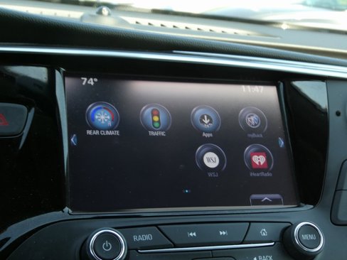Used 2019 Buick Envision Essence image 37